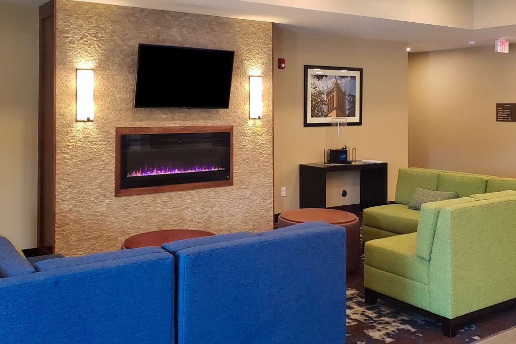 Comfort Inn & Suites Ames Near Isu Campus Интерьер фото